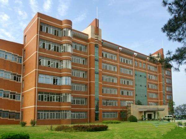 上海同济大学实验学校收费标准及学校简介