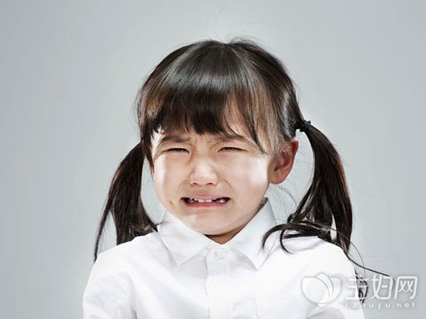 孩子很烦躁,家长很尴尬,无奈